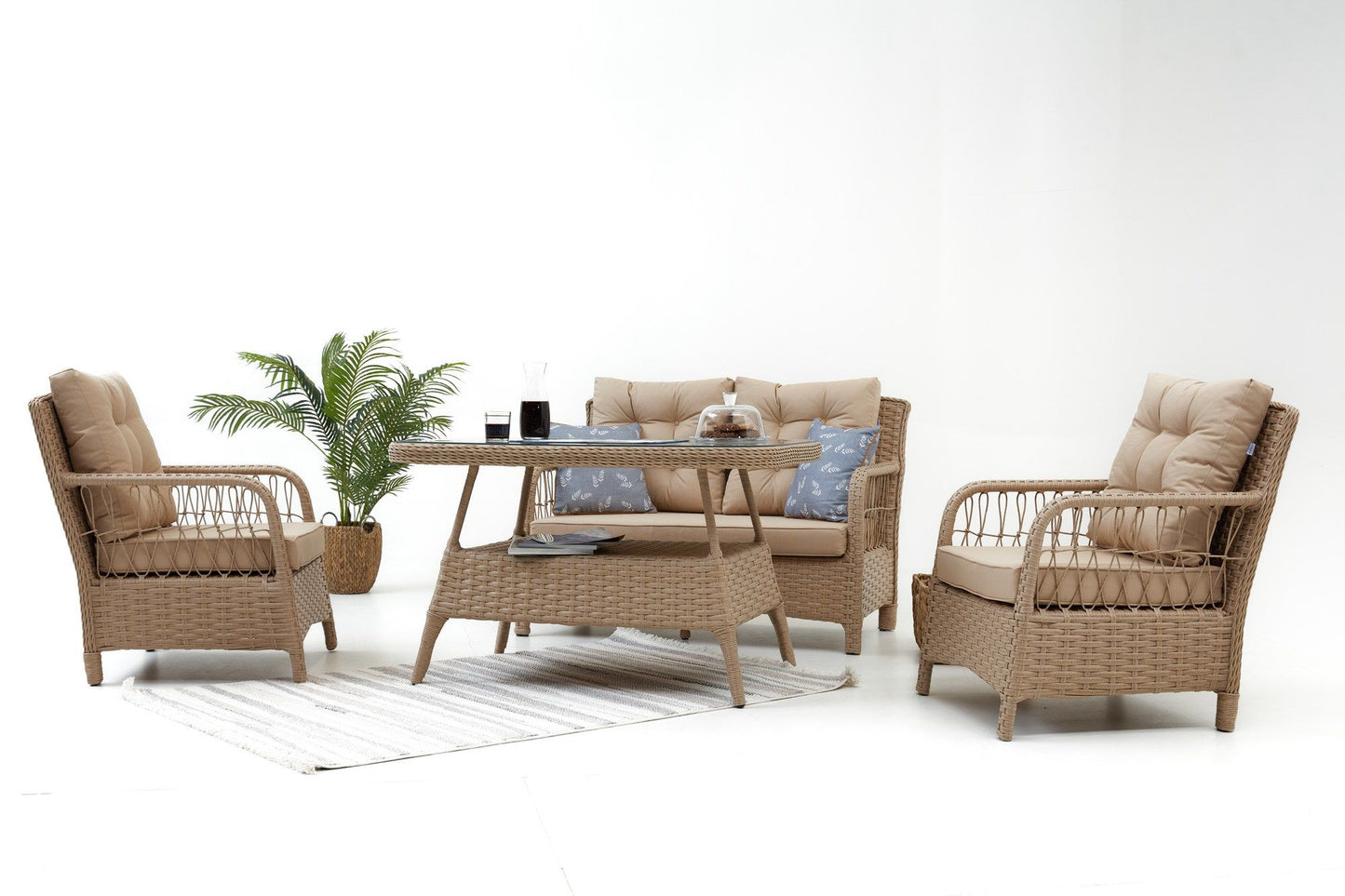 Vera Rattan (2+1+1+S) - Garden Lounge Set