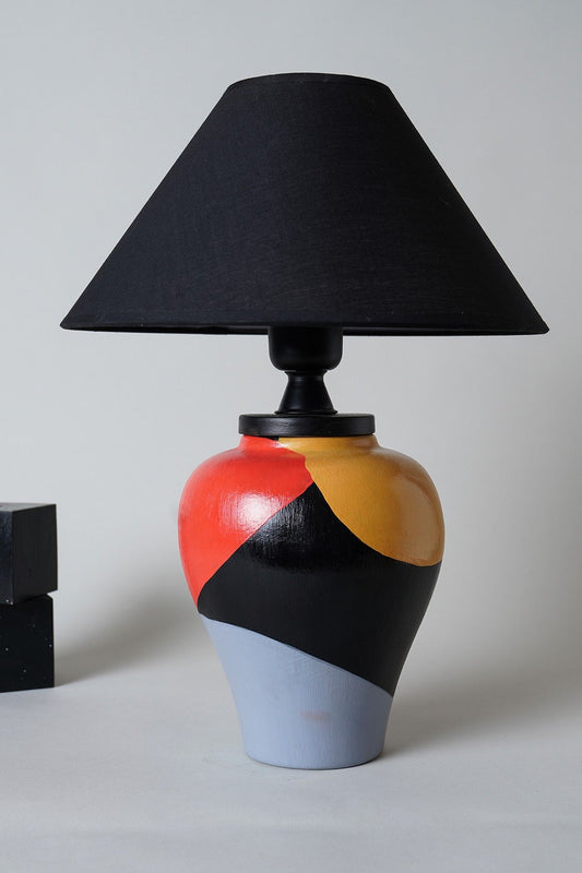 YL603 - Table Lamp