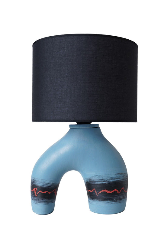 YL587 - Table Lamp