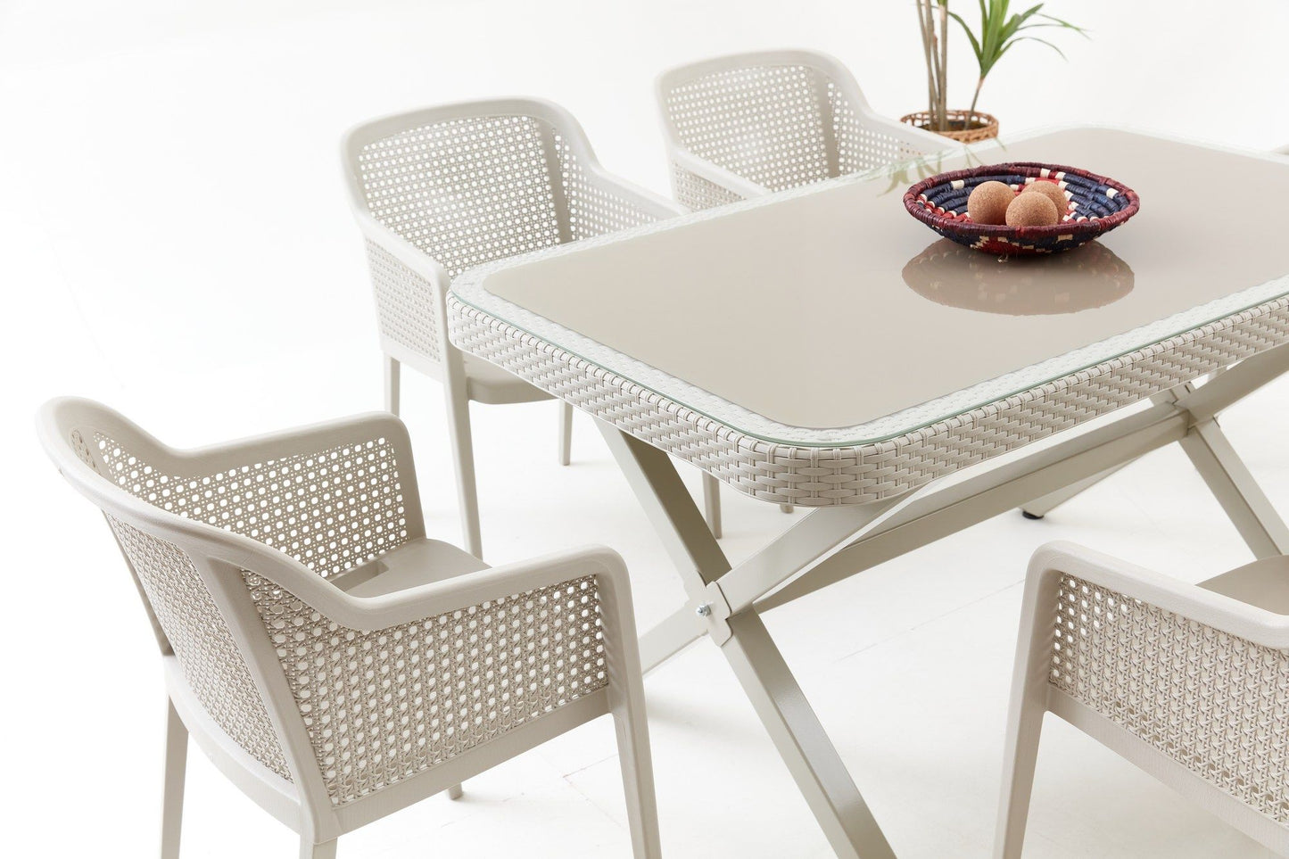 Saka Garden - Garden Table & Chairs Set (7 Pieces)