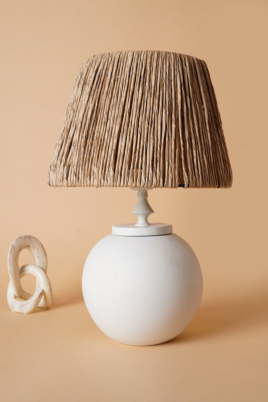 YL589 - Table Lamp