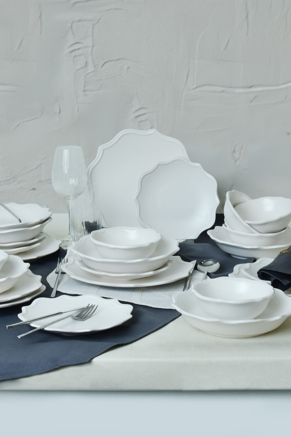 X0001517600000000000000000 - Ceramic Dinner Set (24 Pieces)