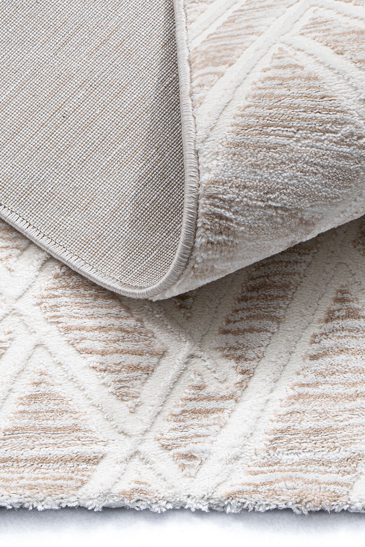 Moda 1320 - Beige, Cream - Carpet (200 x 290)