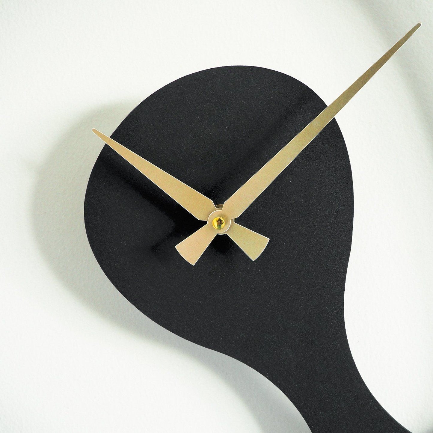 Amorph Metal Wall Clock - APS104 - Decorative Metal Wall Clock