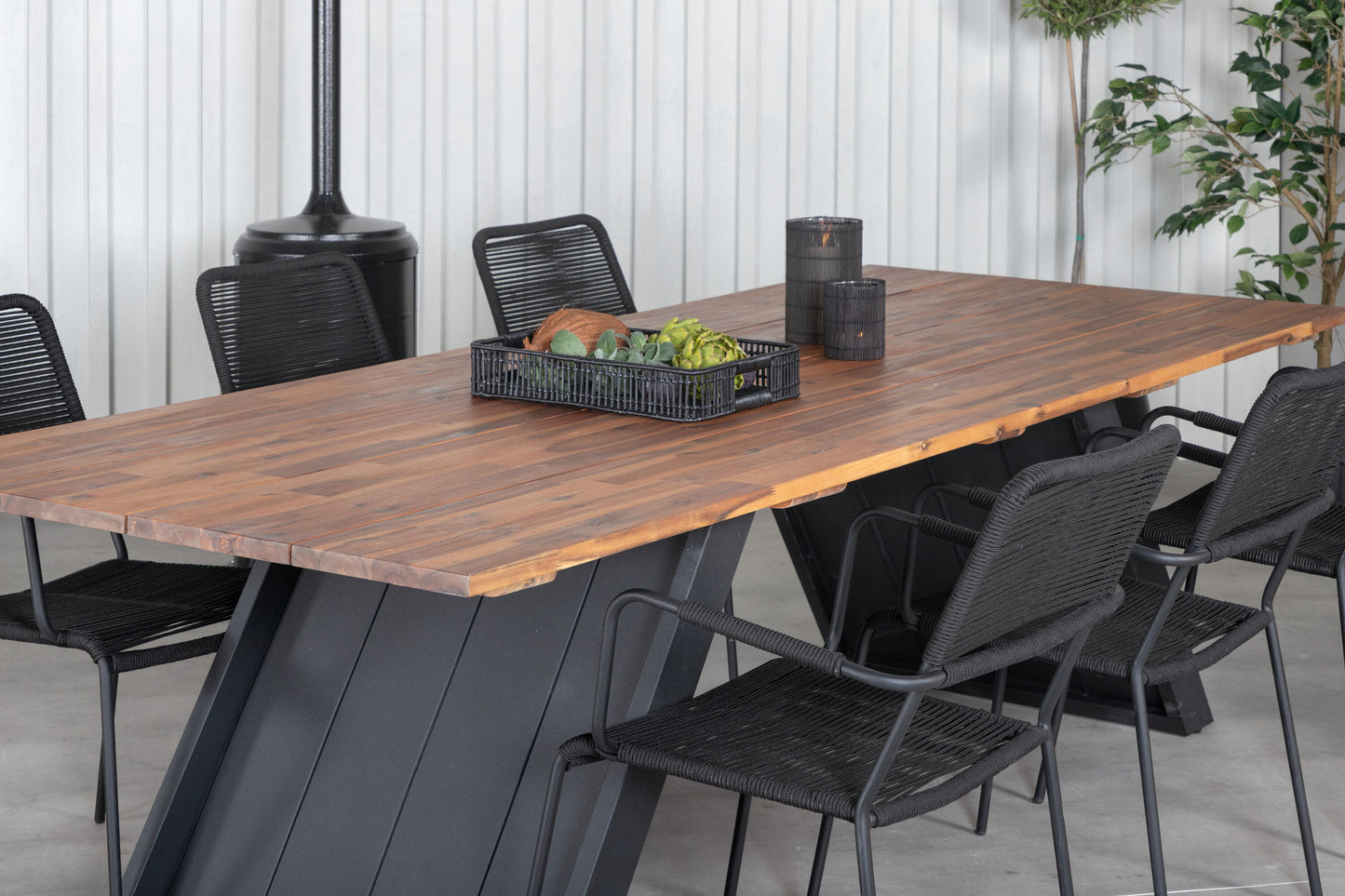 Doory - Spisebord, sort stål / akacie top i teak look - 250*100cm+Lidos Stol m. armlæn - Sort Alu / Sort Reb