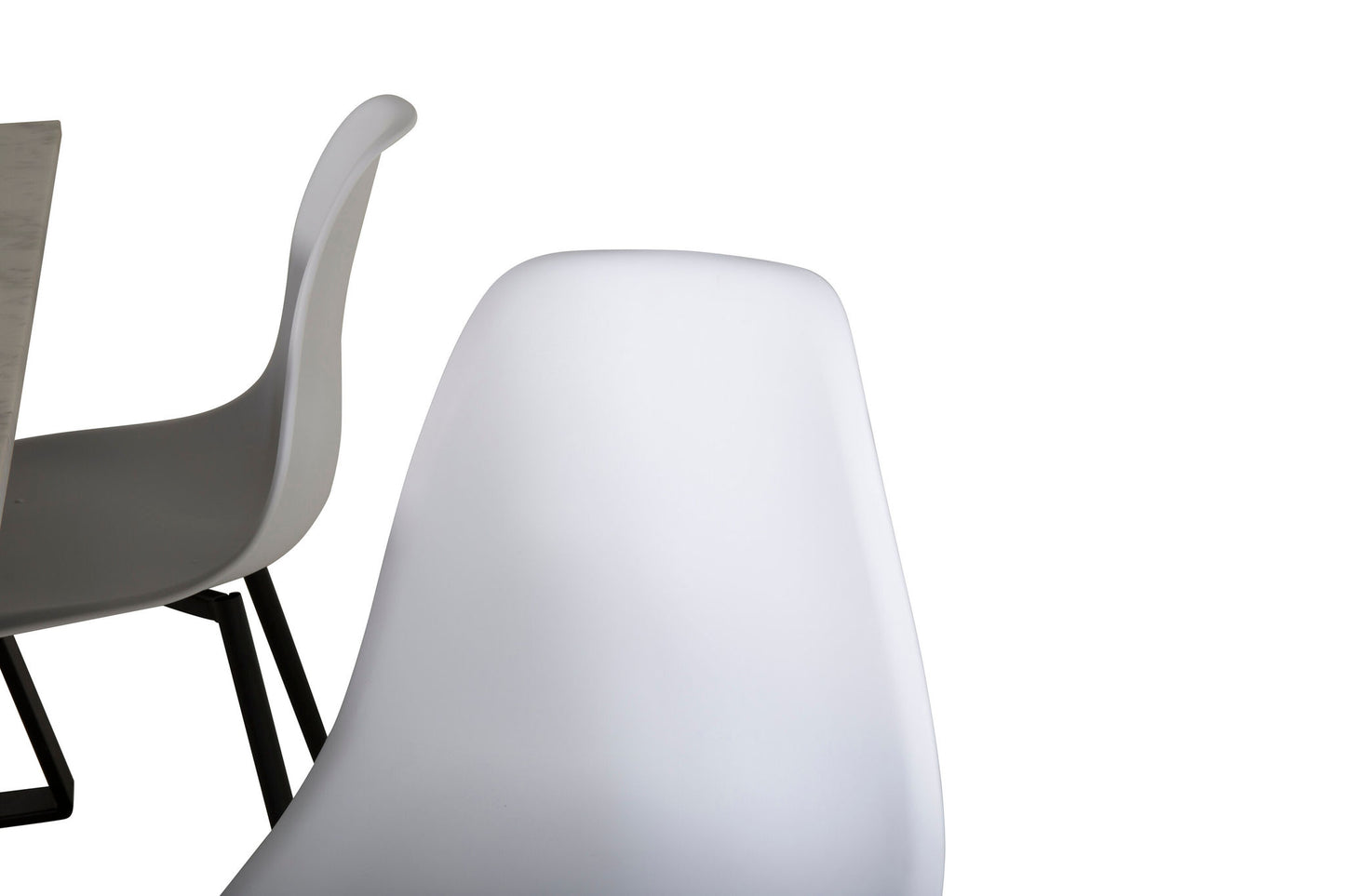 Estelle - Spisebord, 140*90 - Hvid / Sort+ Polar Plast Spisebordsstol - Sorte ben / Hvid Plast