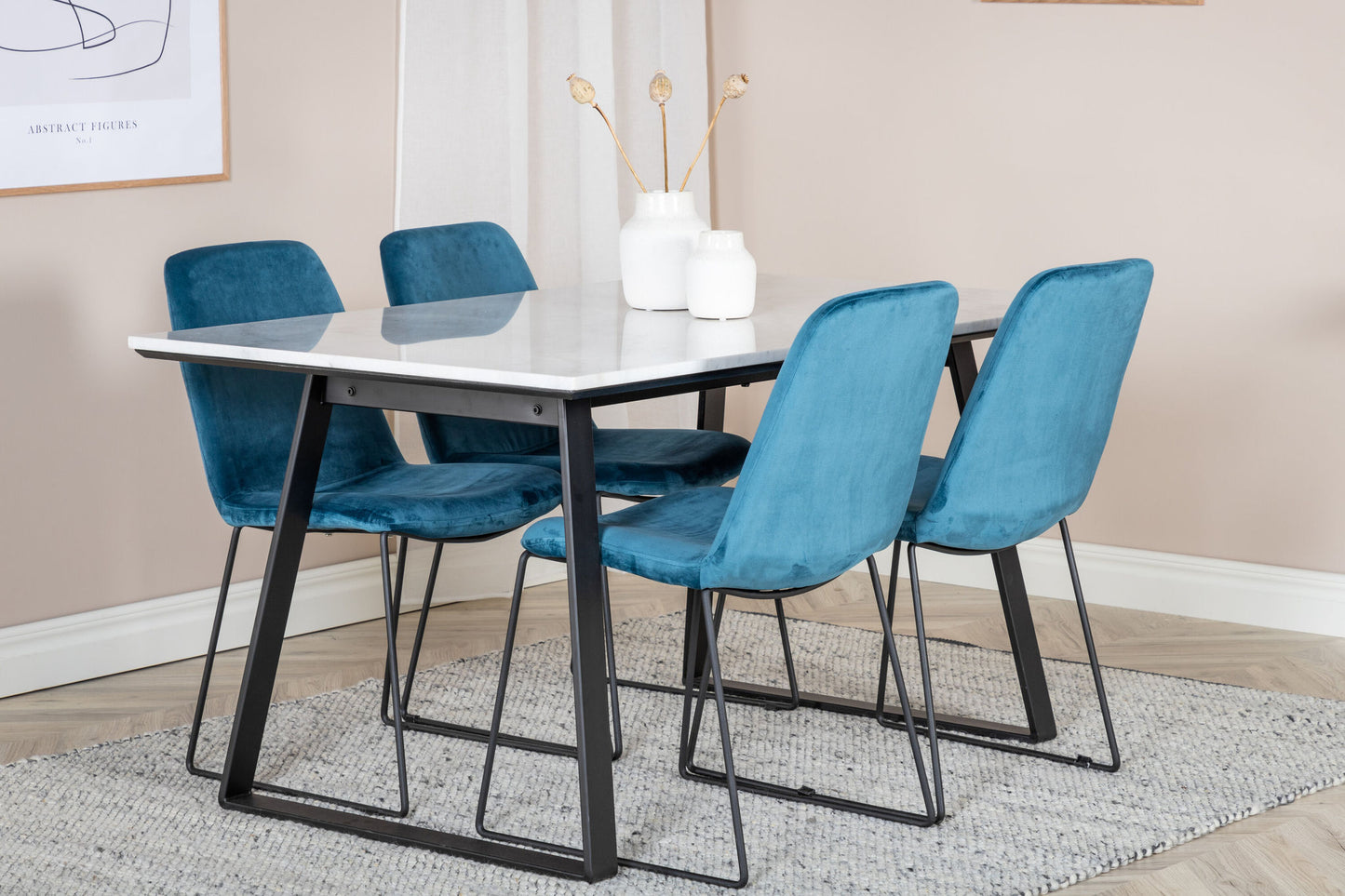 Estelle - Spisebord, 140*90 - Hvid / Sort+ Muce Spisebordsstol - Sorte ben - Blå velour