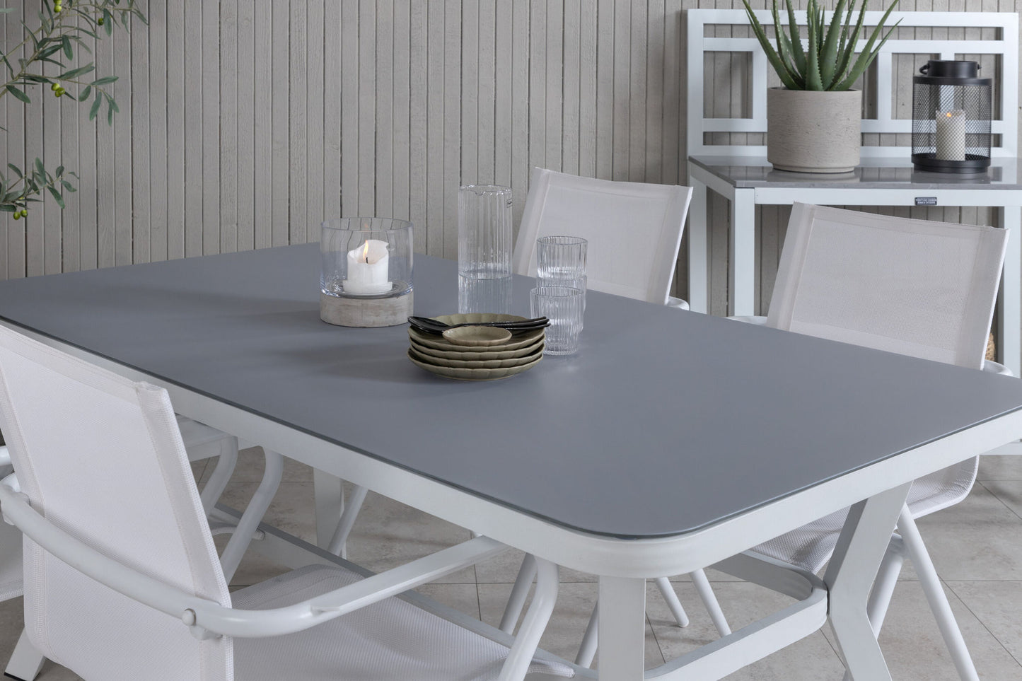 Virya - Spisebord, Hvid Alu / Grå glas - small table+Alia Spisebordsstol - Hvid Alu / Hvid Tekstil