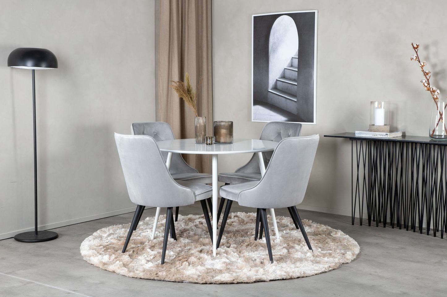 Plaza Rundt Bord 100 cm - Hvid top / Hvide ben+ velour Deluxe Spisebordsstol - Lysegrå / Sort