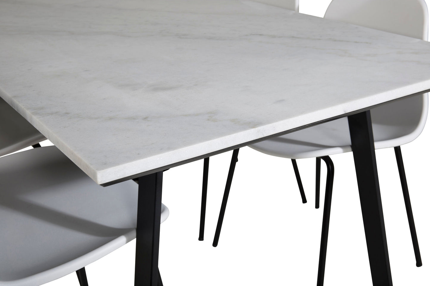 Estelle - Spisebord, 140*90 - Hvid / Sort+Arctic Spisebordsstol - Sorte ben - Hvid Plast