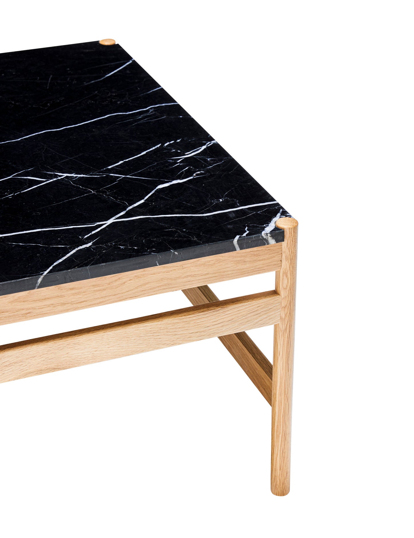 Raw - Sidebord i FSC®-certificeret træ med bordplade af marmor