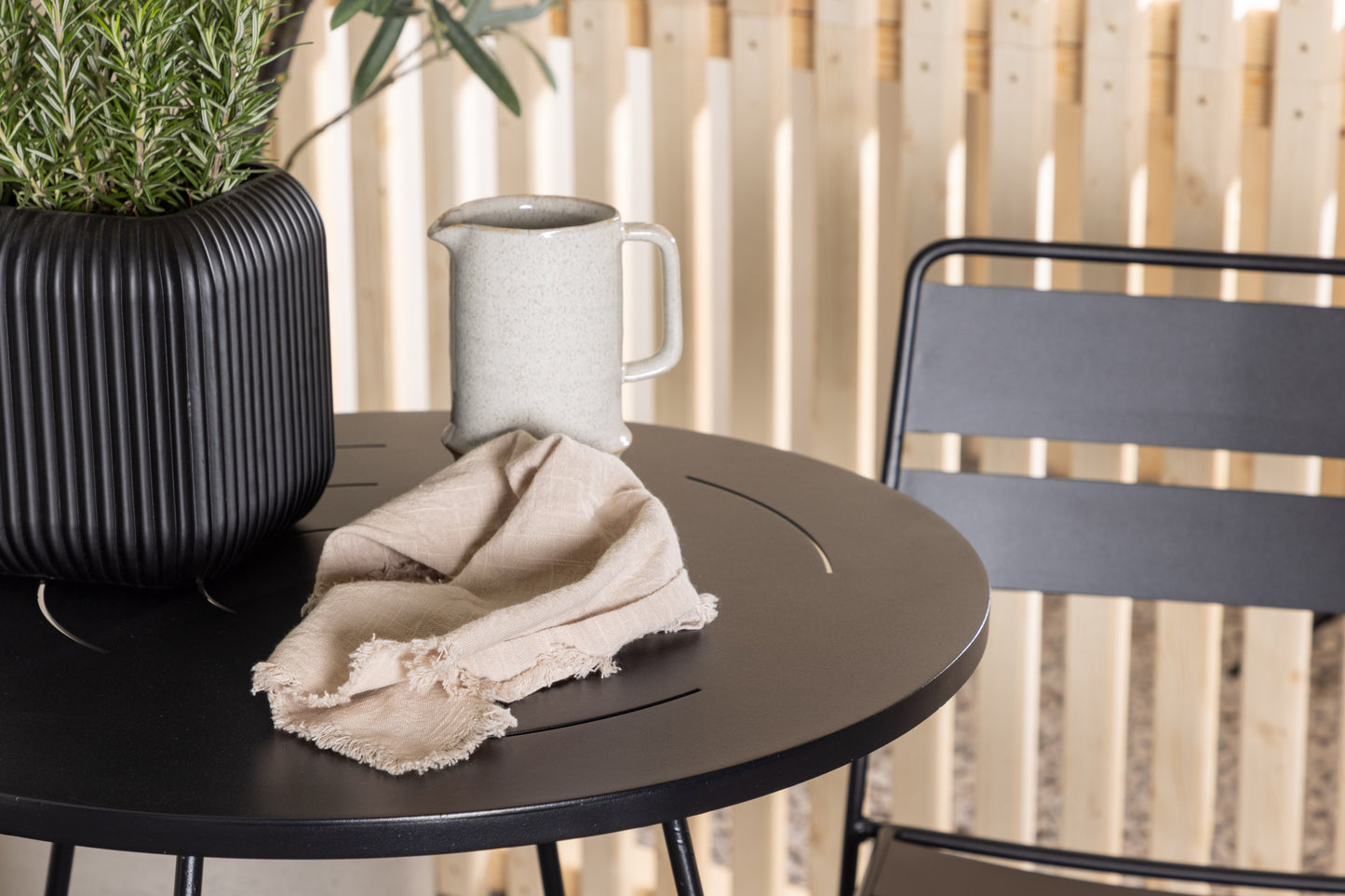 Bacong - Cafébord, Stål - Sort / Rundt ø60** +Lia Spisebordsstol - Sort