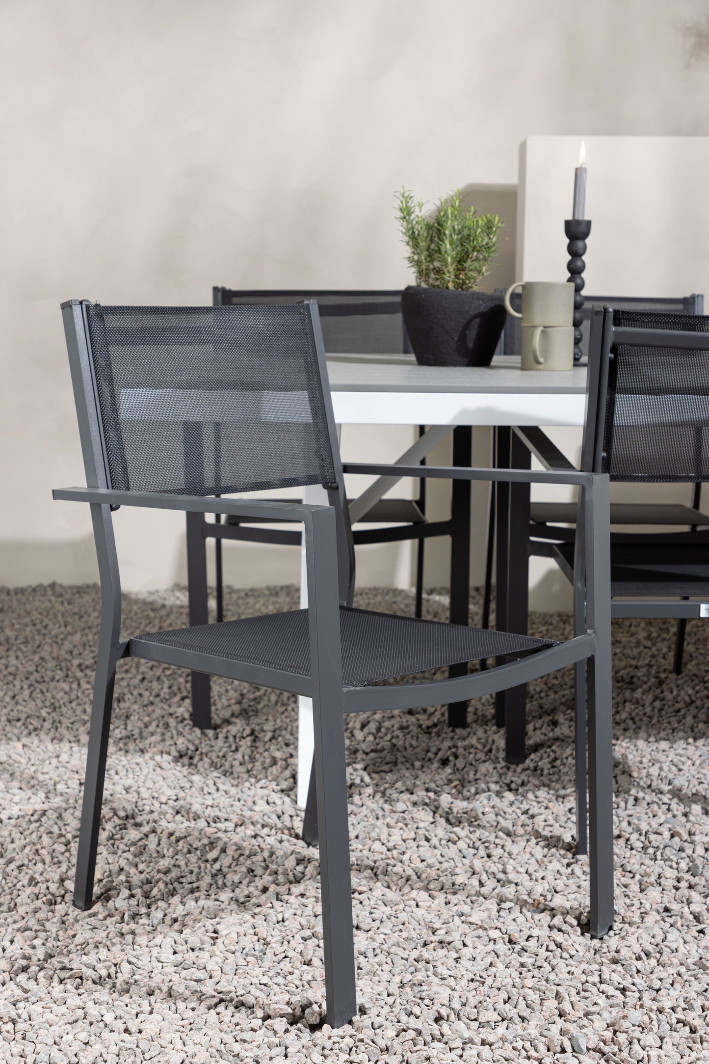 Garcia - Spisebord, Aluminium - Hvid / Lysegrå Nonwood / Rektangulær 100*200* + Copacabana Stabelbar stol - Sort