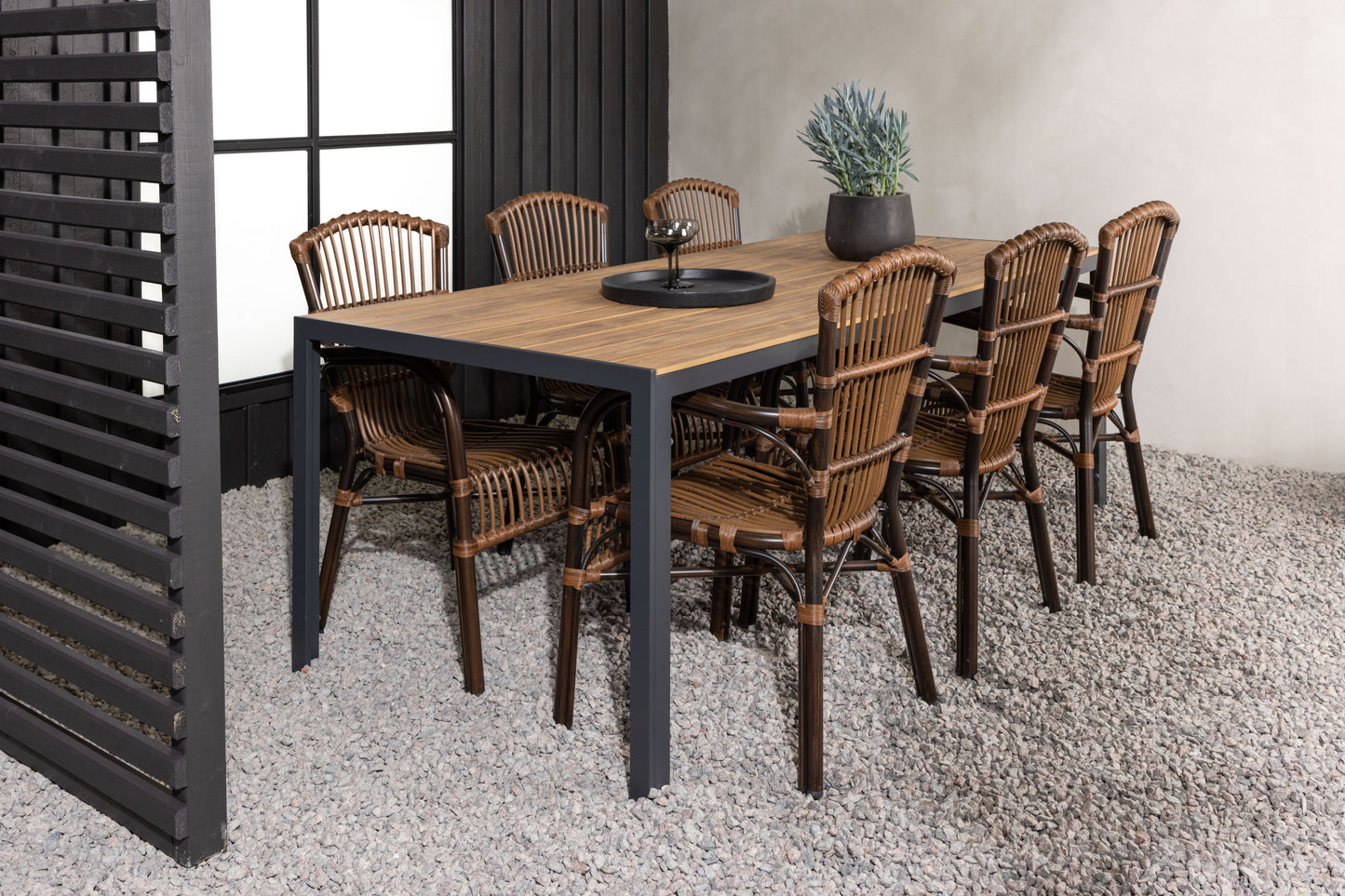 Break - Spisebord, Aluminium - Sort / Natur Rektangulær 90*200* + Galera stol Aluminium - Brun / flet